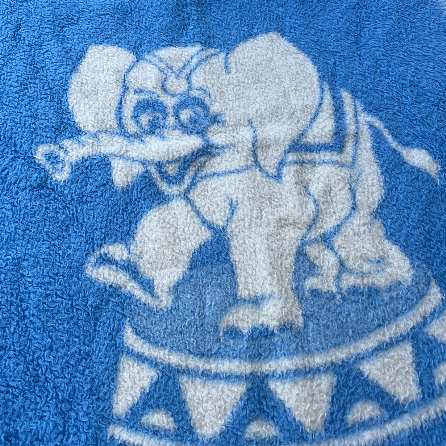 Babytæppe med elefant