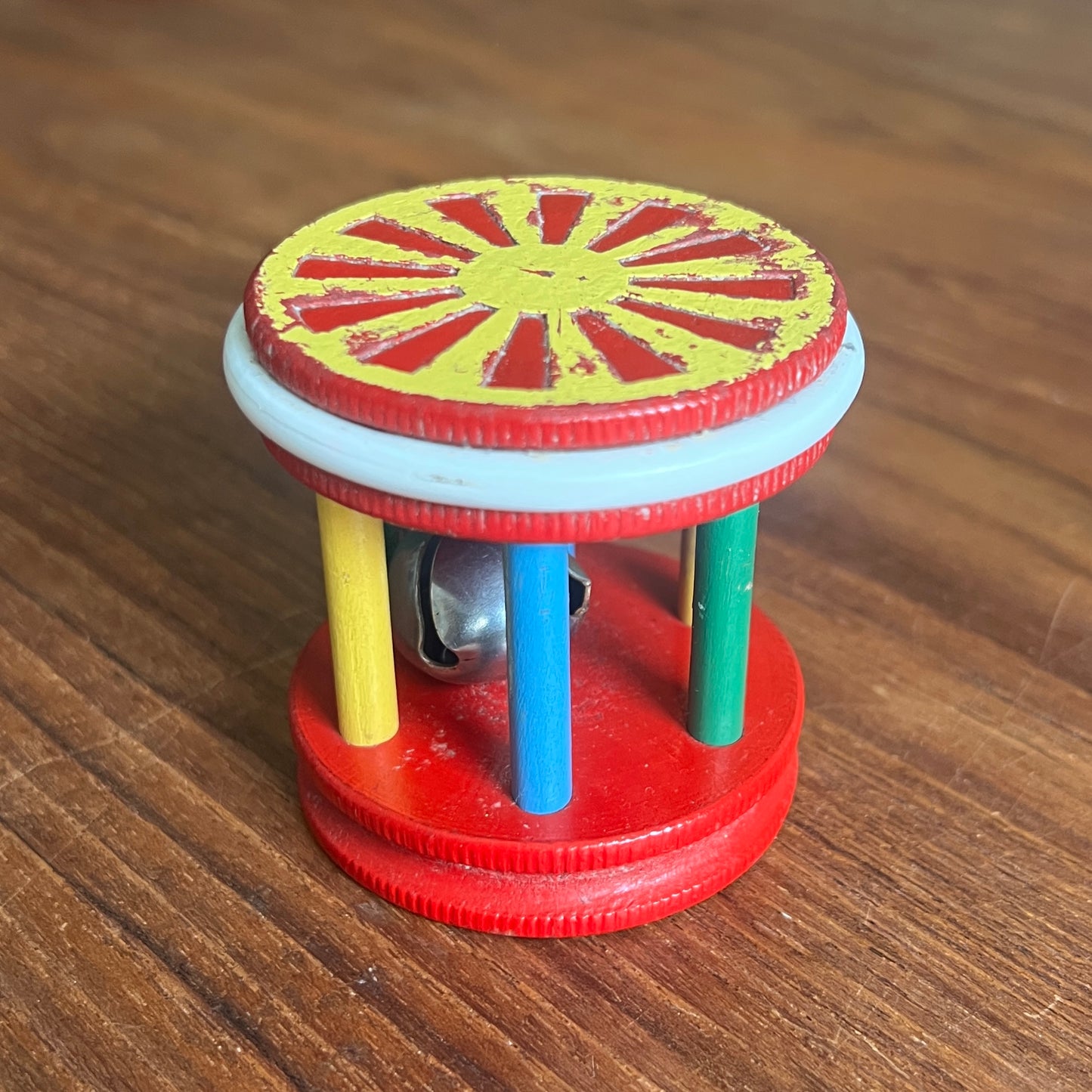 Retro rangle med bjælde