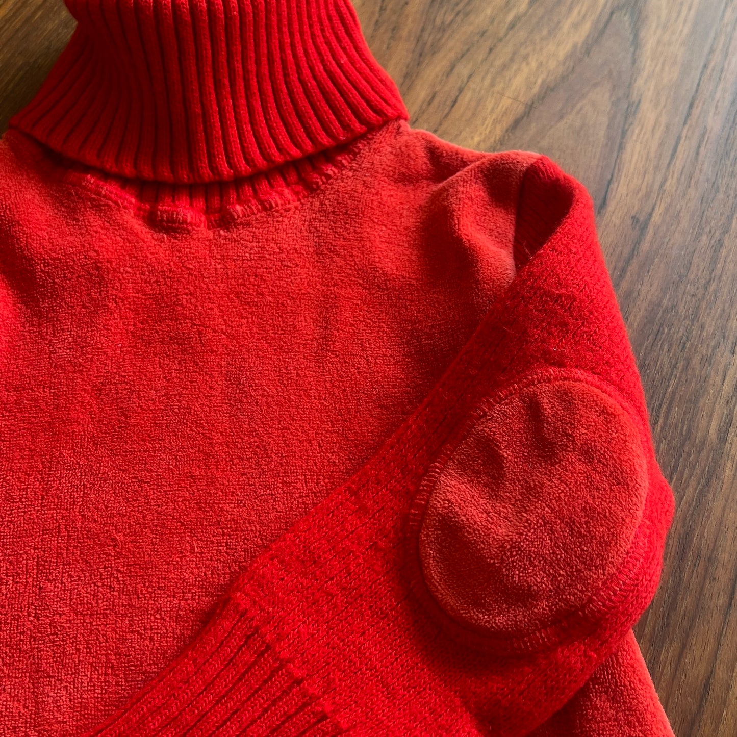 Sweater - Vintage - 92