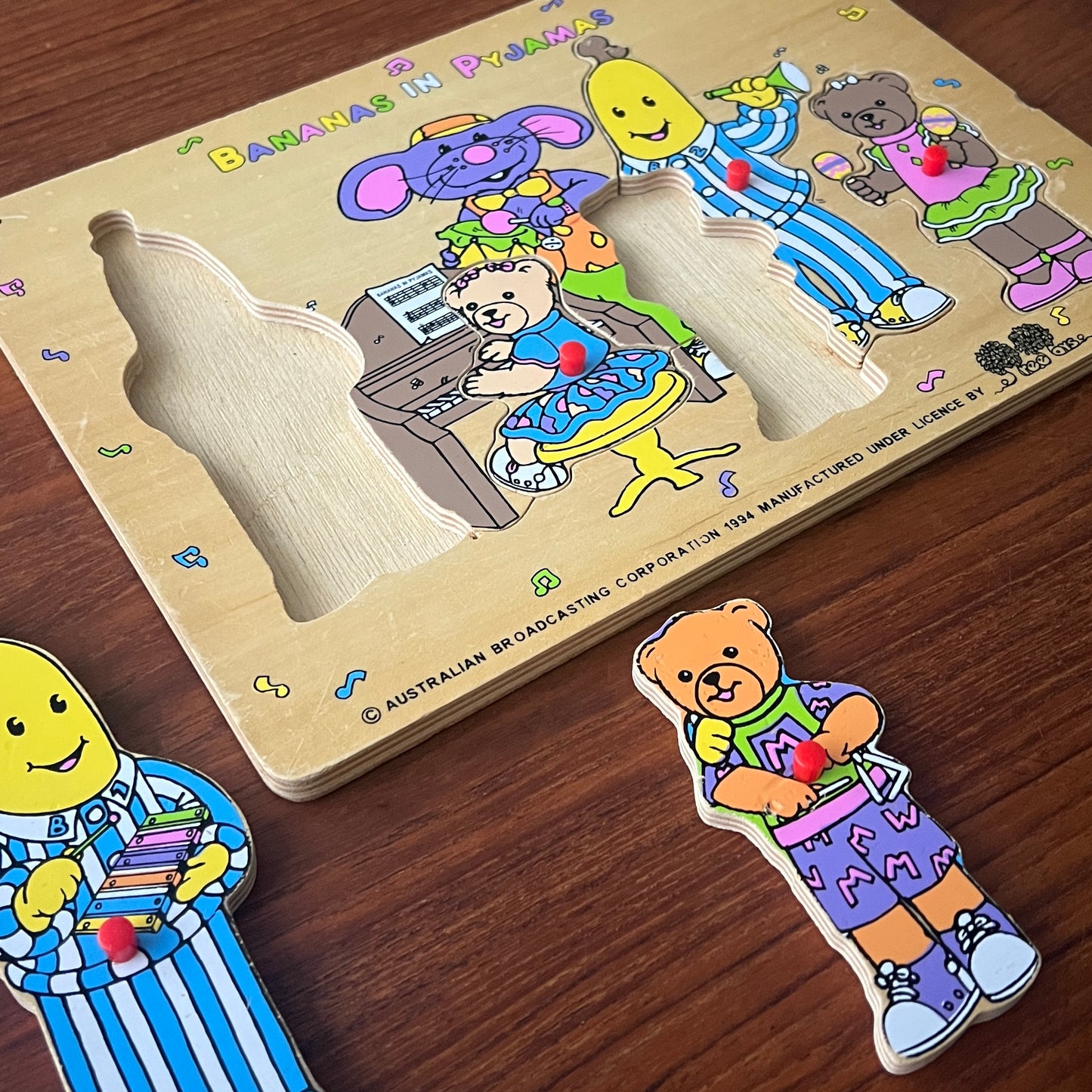 Bananer i Pyjamas træpuslespil fra 1994